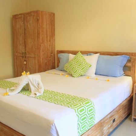 Cr Tris Rooms Seminyak Zewnętrze zdjęcie